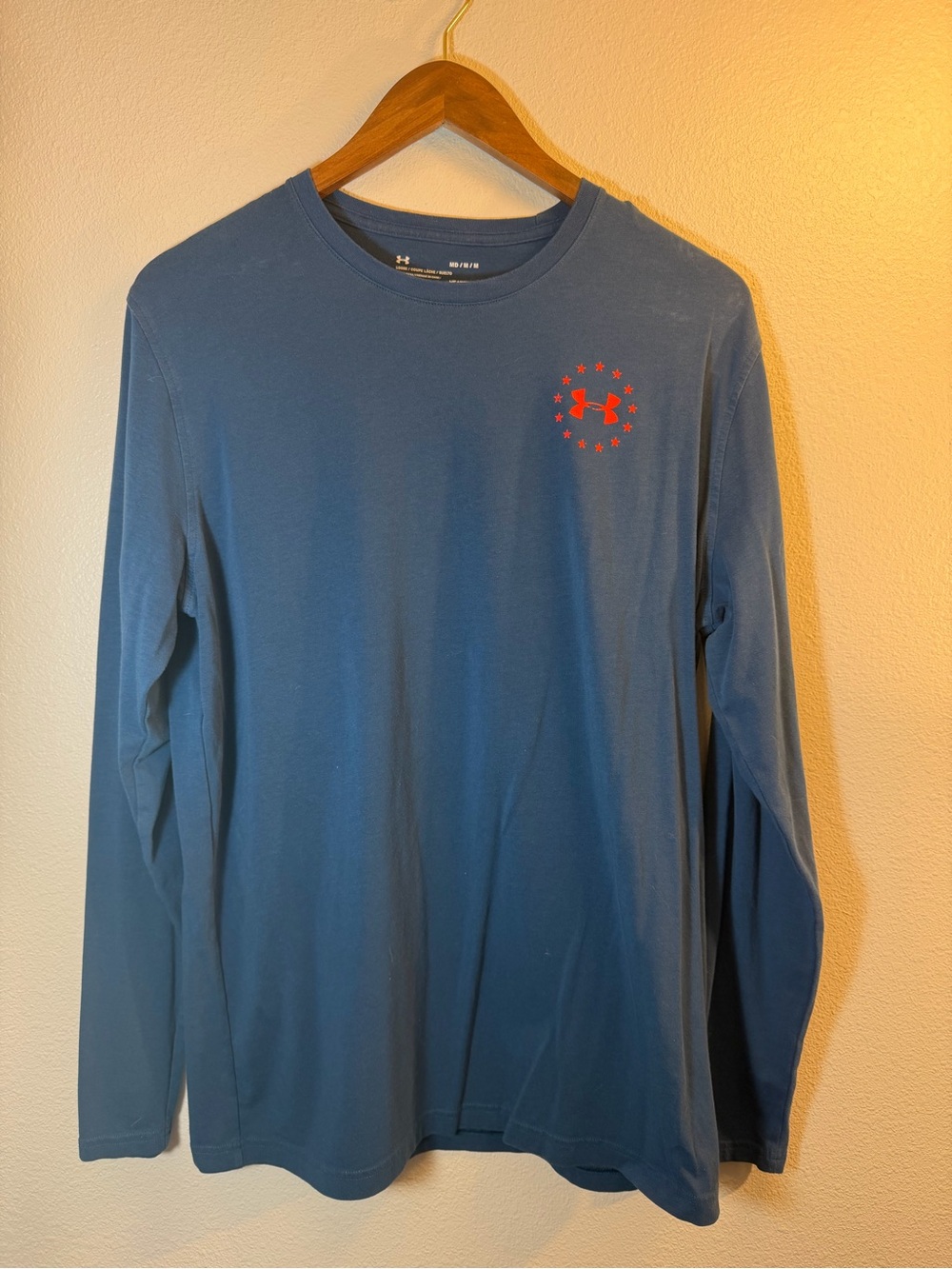 Under Armour Men's Crewneck Long-Sleeve Tee in Blue w/ Red Freedom Design & Logo